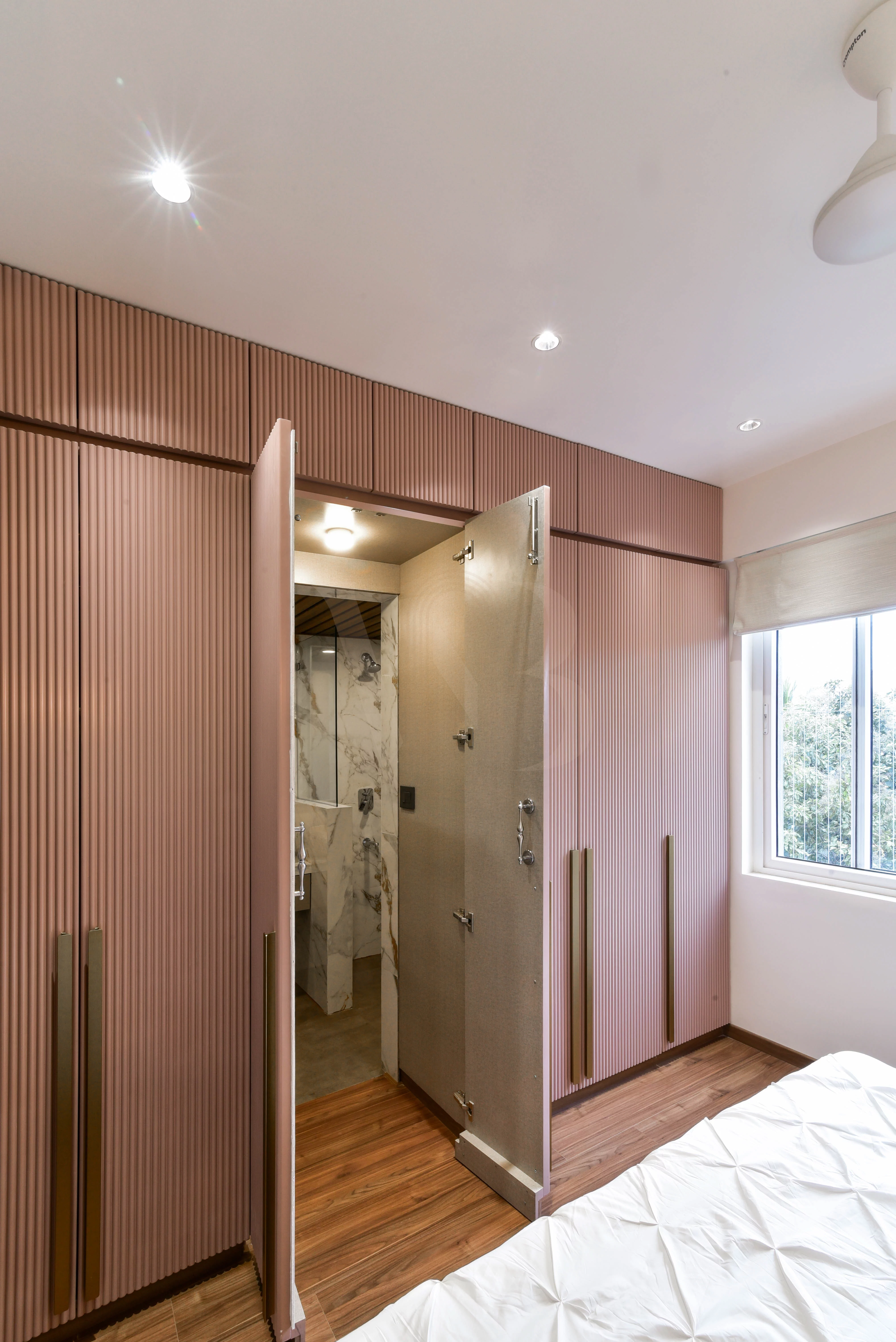 Matte finish guest wardrobe